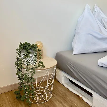 Stylish Flat Near Centre